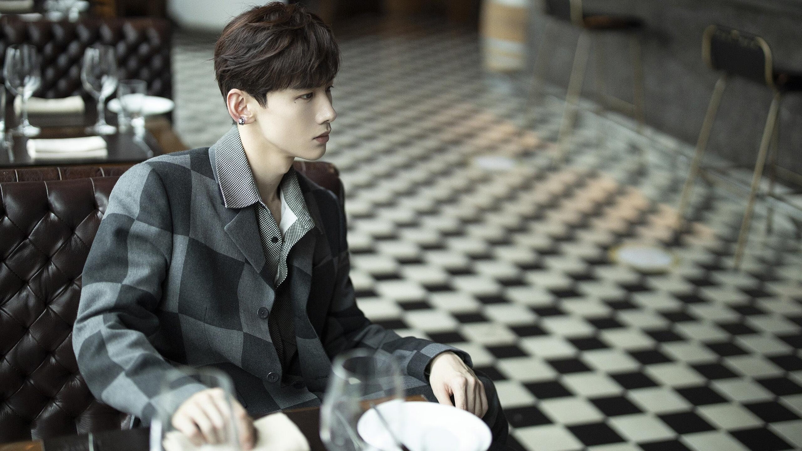 球迷风云：最疯狂的比赛现场互动瞬间，足球疯狂球迷