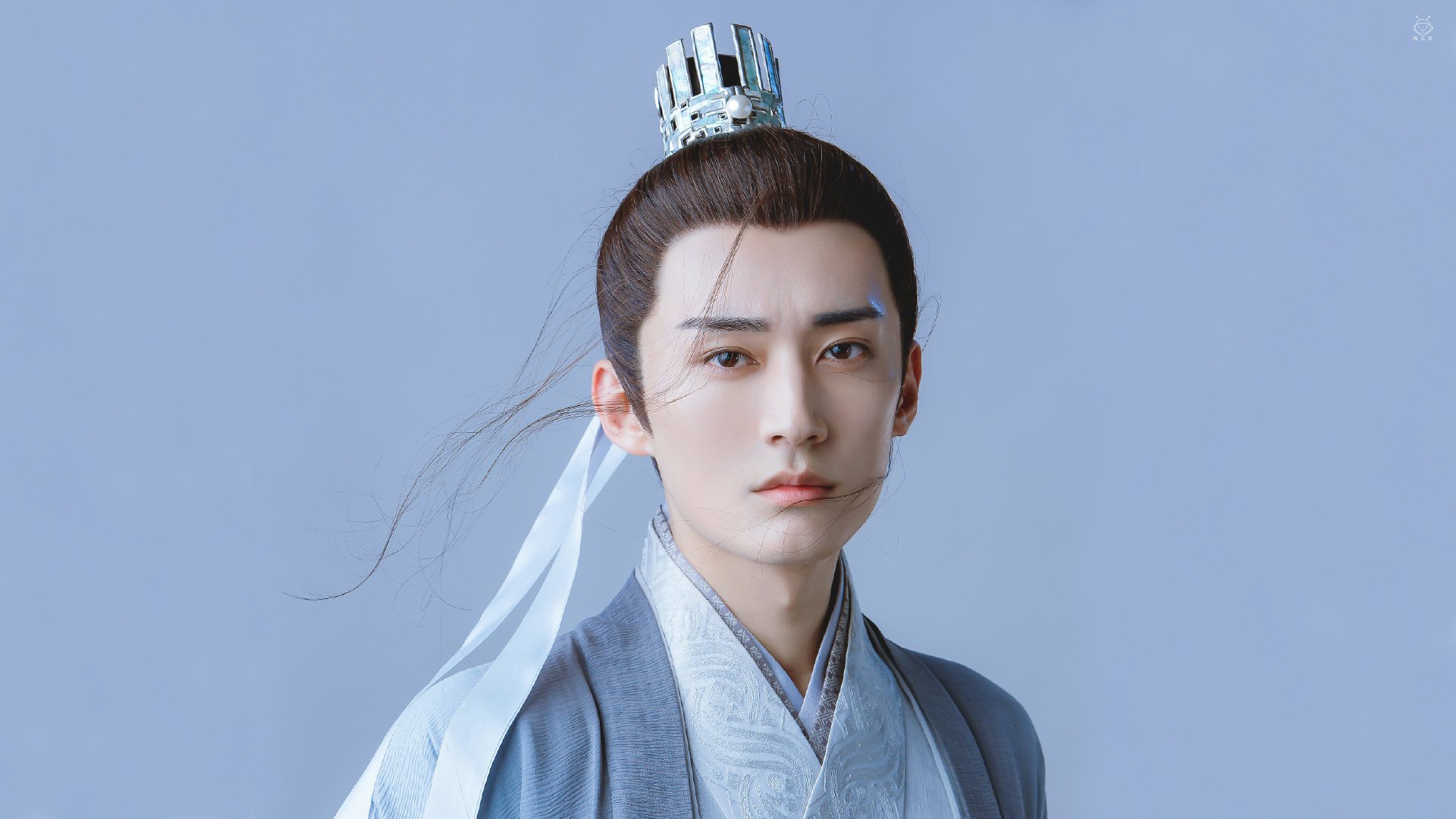 九游官网下载电脑版-足球盛宴精彩不断，观众热情高涨，足球盛宴解说词